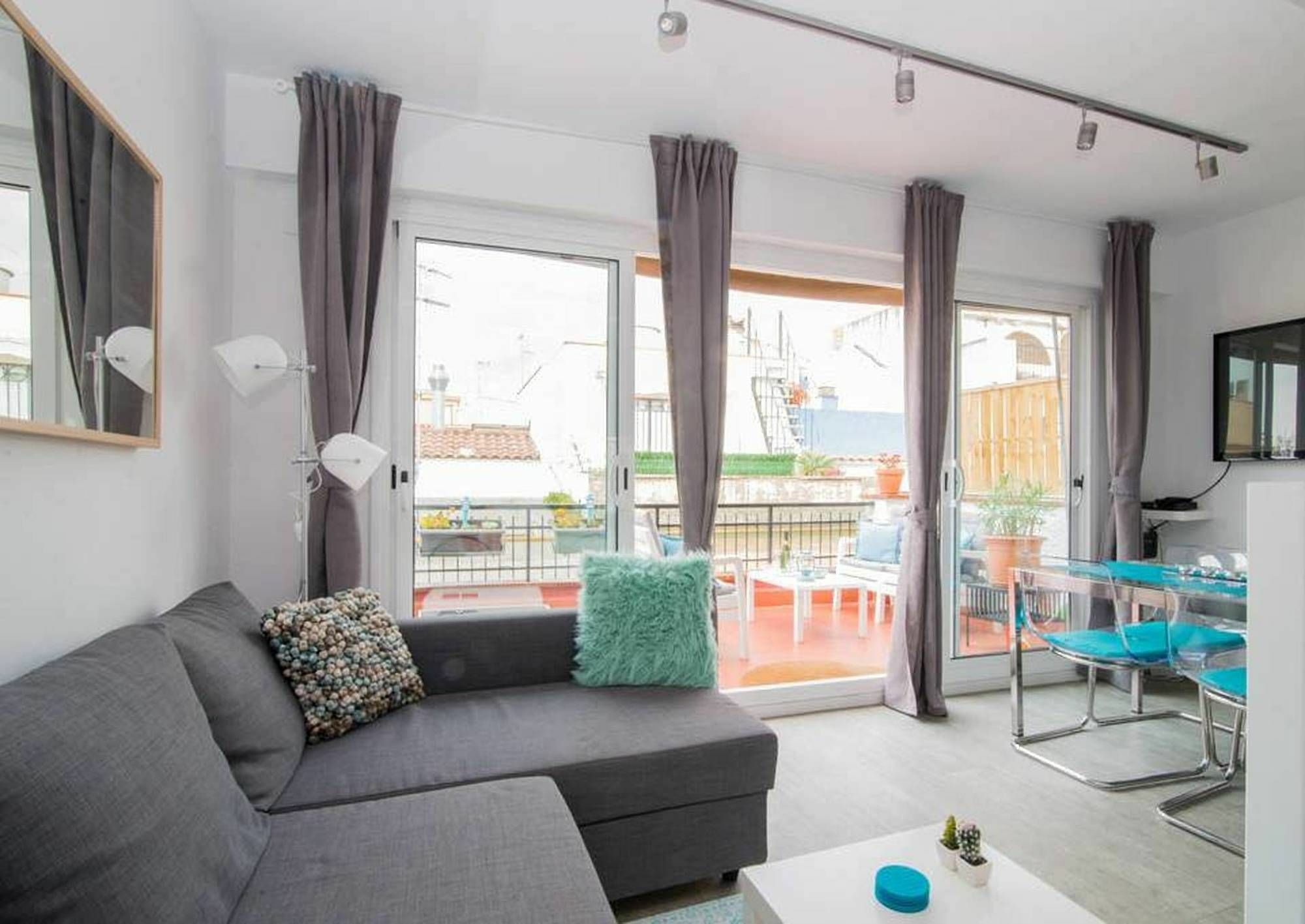 Pure Chill Apartment Σίτζες Εξωτερικό φωτογραφία