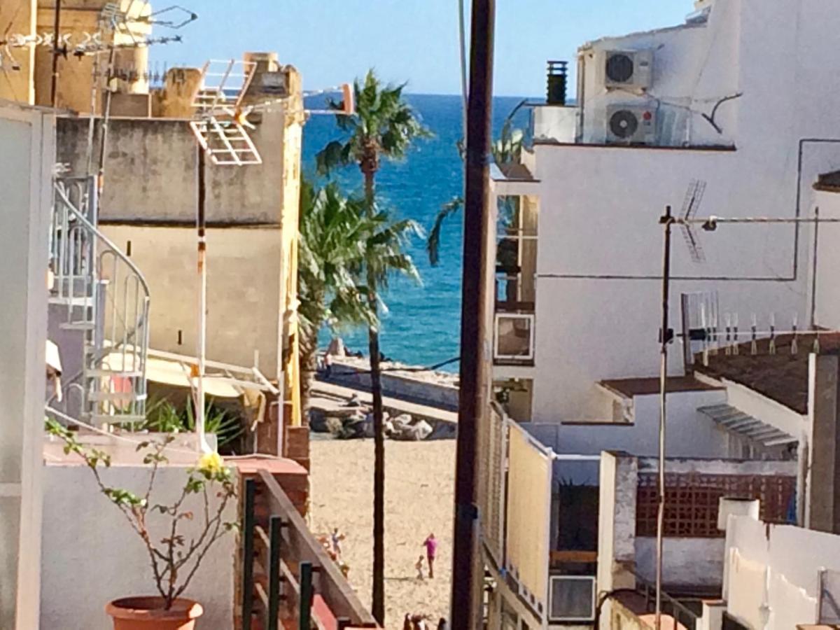 Pure Chill Apartment Σίτζες Εξωτερικό φωτογραφία
